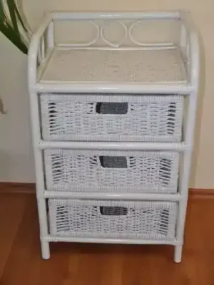Ratanová komoda 3 zásuvky - bílá Must-Have